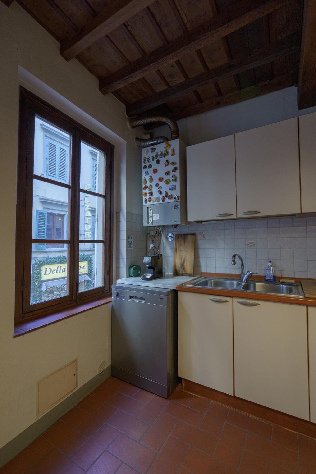 Traditional Florentine 1Br Apartment Close To Piazza Santa Croce Firenze Eksteriør billede